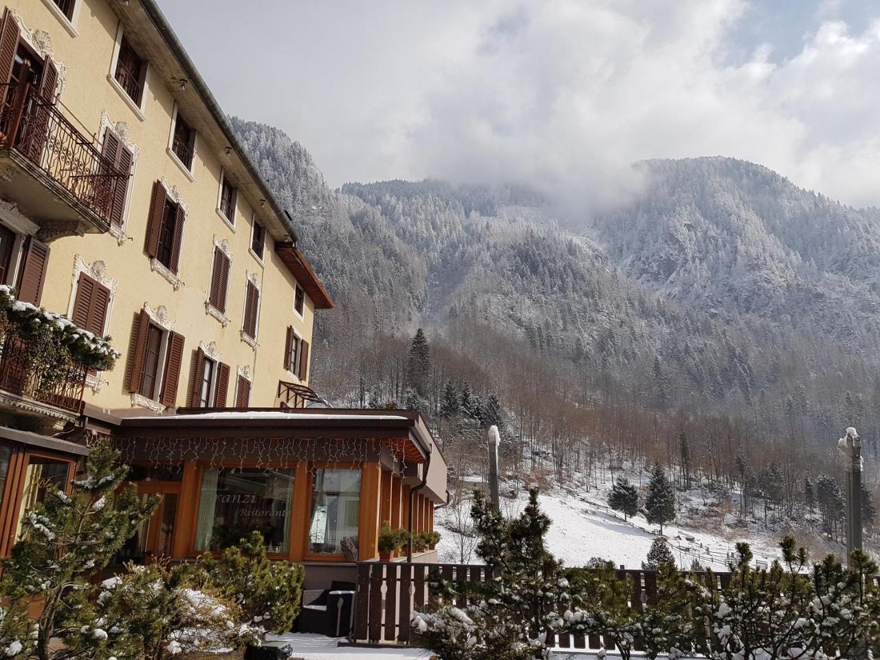 Hotel Pedretti 브란치 외부 사진